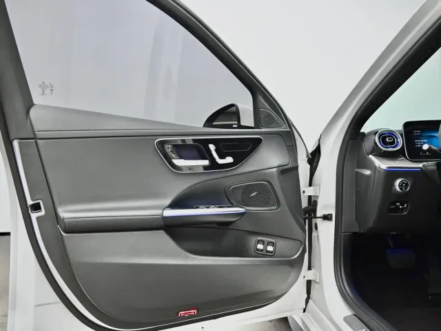 Mercedes-Benz C-Class — Фото автомобиля 17