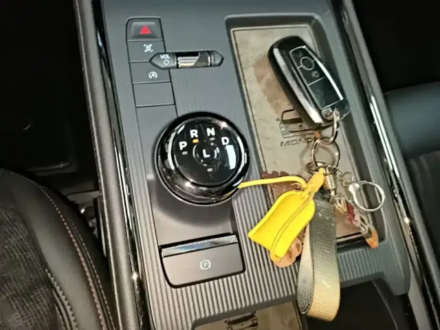 Ford Mondeo — Фото автомобиля 13