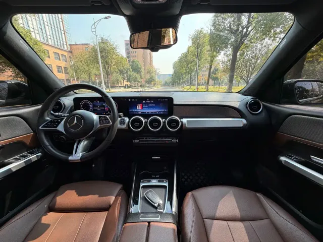 Mercedes-Benz GLB-Class — Фото автомобиля 5