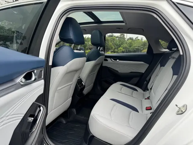 Geely Xingrui — Фото автомобиля 11
