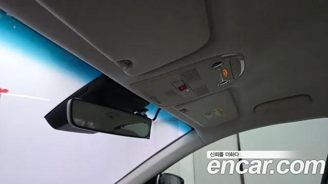 Hyundai Grandeur New — Фото автомобиля 28