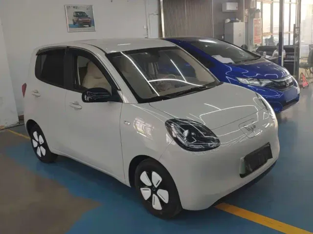 Wuling Hongguang Mini EV — Фото автомобиля 3