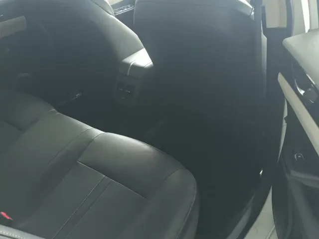 Dongfeng Fengshen E70 — Фото автомобиля 7