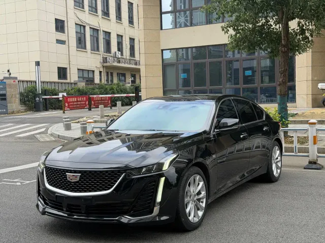Фотография автомобиля — Cadillac CT5