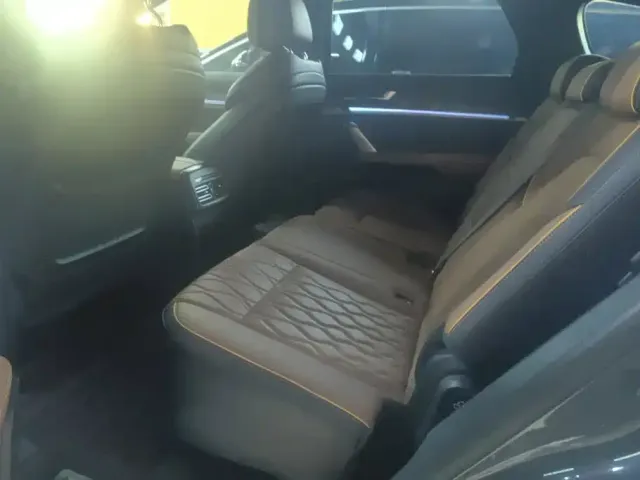 BYD Tang New Energy 2021 DM-i 112KM Honor — Фото автомобиля 11