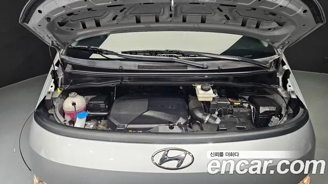 Hyundai Staria Staria Карго 5 мест — Фото автомобиля 5
