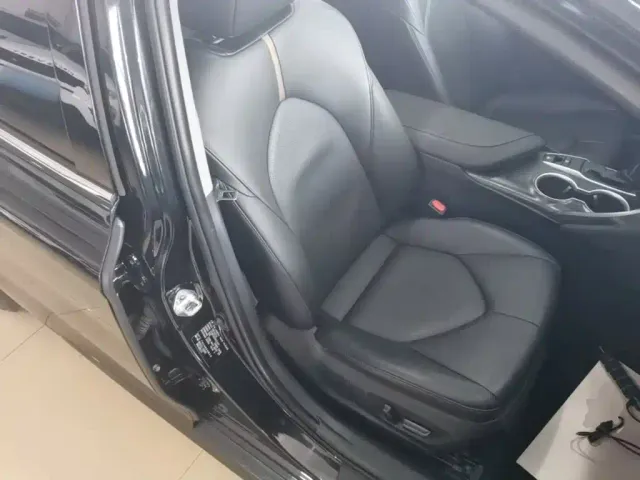 Toyota Camry — Фото автомобиля 24