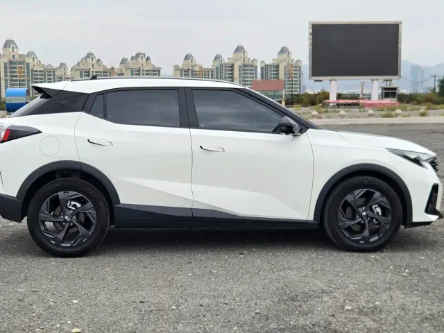 GAC Trumpchi GS3 — Фото автомобиля 5