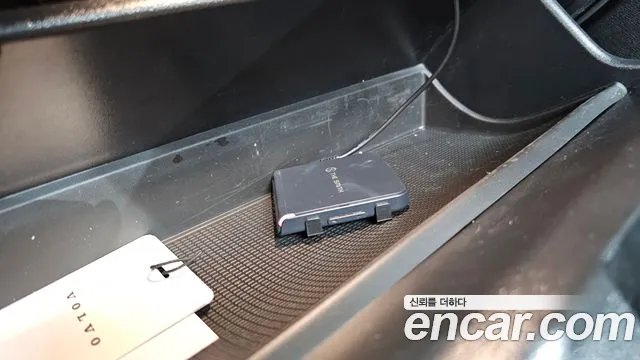 Вольво XC40 B4 Black Edition — Фото автомобиля 29
