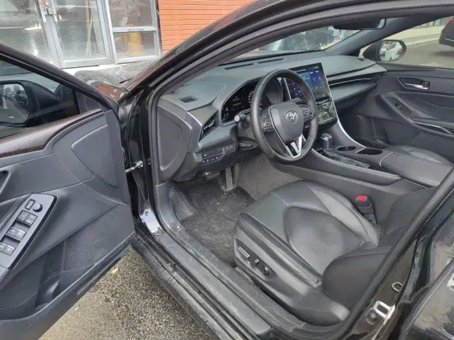 Toyota Avalon — Фото автомобиля 12