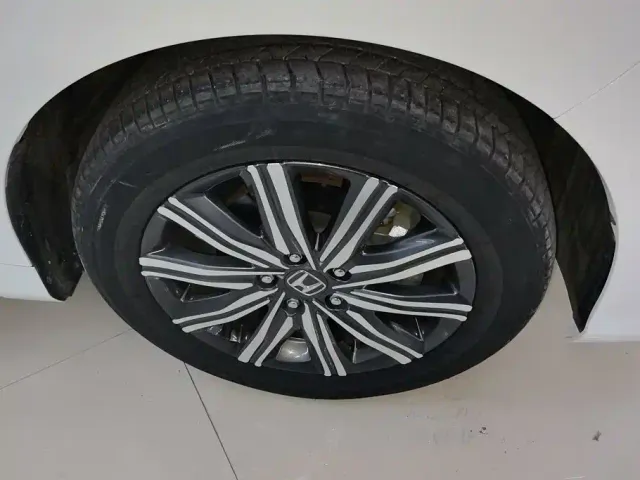 Honda Odyssey — Фото автомобиля 6