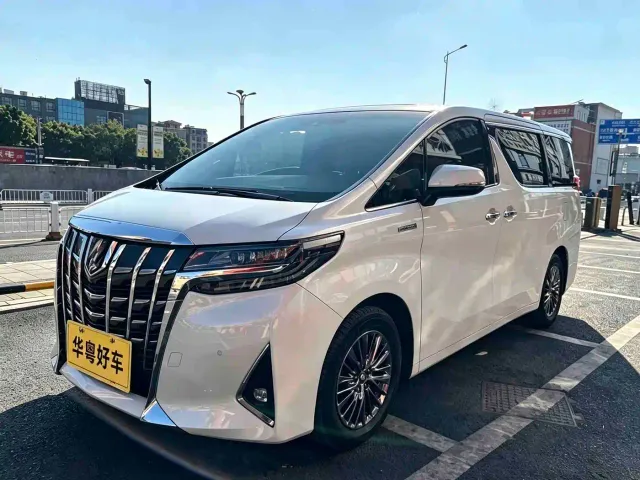 Фотография автомобиля — Toyota Alphard