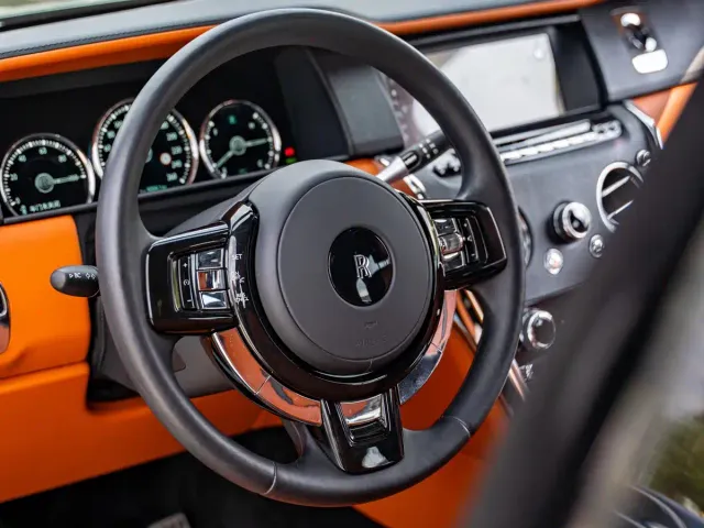 Rolls-Royce Cullinan — Фото автомобиля 12