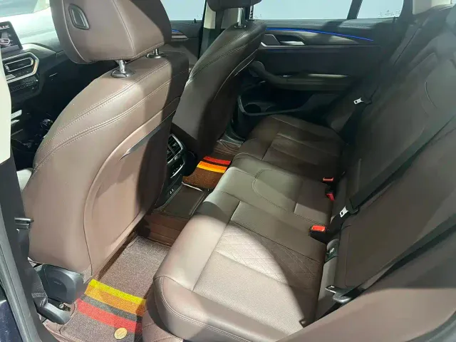 BMW X3 — Фото автомобиля 10