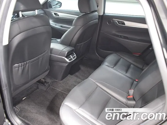 Hyundai Grandeur Grandeur (New) — Фото автомобиля 11
