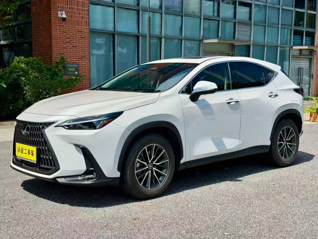 Фотография автомобиля — Lexus NX