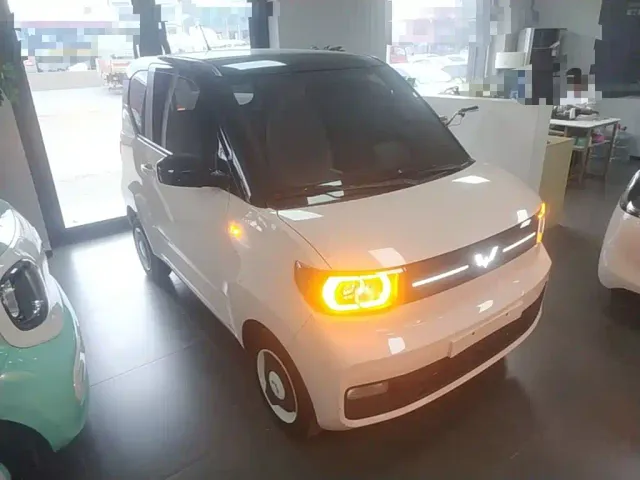 Wuling Hongguang Mini EV — Фото автомобиля 3