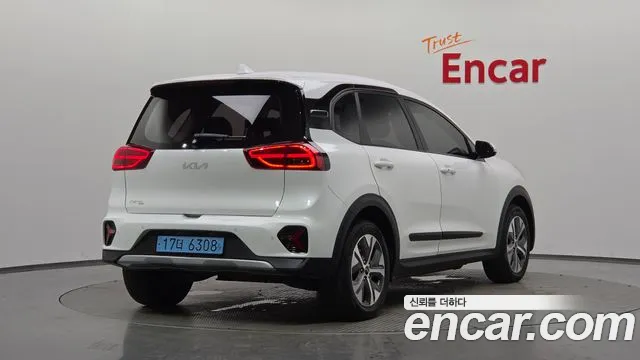 Kia Niro Niro Plus Earth — Фото автомобиля 2