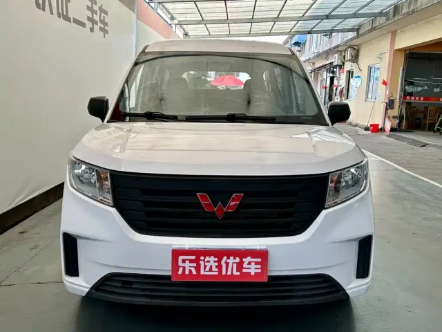 Wuling Zhengcheng — Фото автомобиля 2