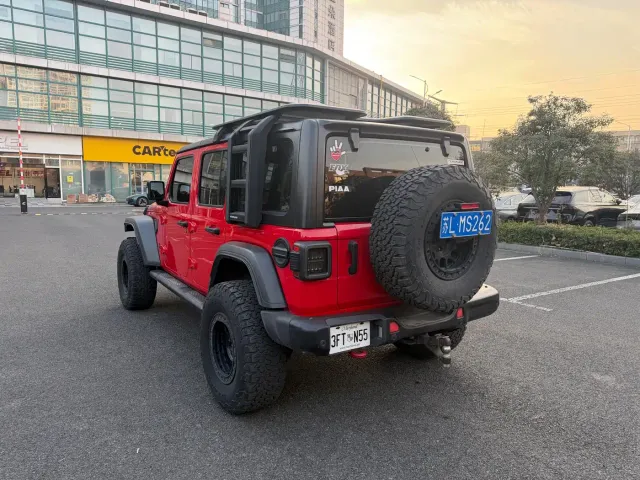 Jeep Wrangler — Фото автомобиля 5