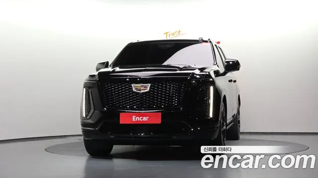 Cadillac Escalade — Фото автомобиля 3