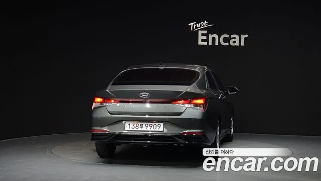Hyundai AVANTE Avante (CN7) — Фото автомобиля 4