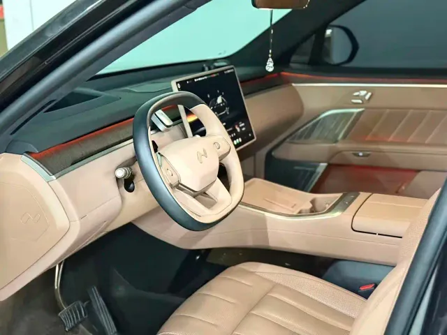 Onvo L90 — Фото автомобиля 4