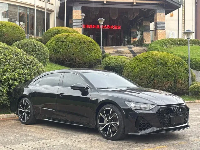 Audi A7L — Фото автомобиля 3