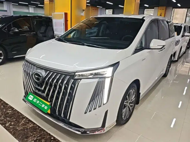 Фотография автомобиля — GAC Trumpchi M8