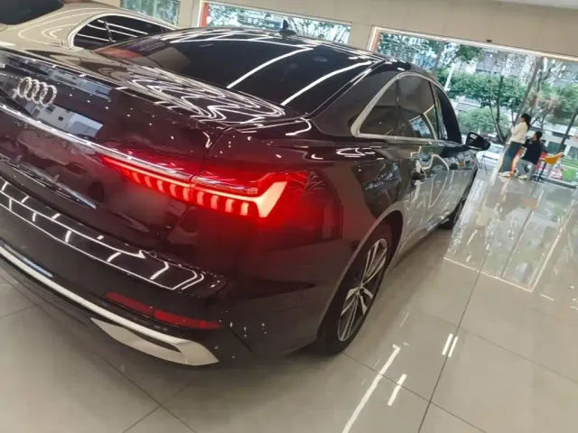 Audi A6L — Фото автомобиля 7