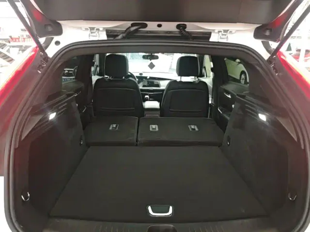 Cadillac XT4 — Фото автомобиля 18