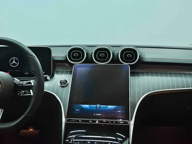 Mercedes-Benz C-Class — Фото автомобиля 20