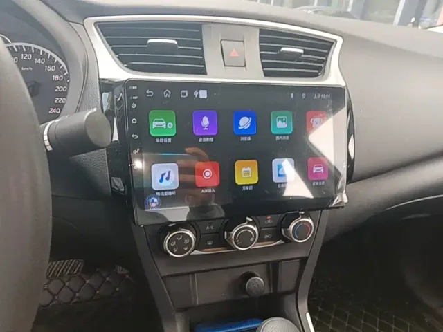 Nissan Sylphy — Фото автомобиля 12
