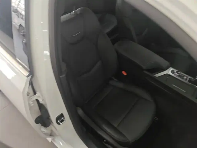 Cadillac CT5 — Фото автомобиля 24