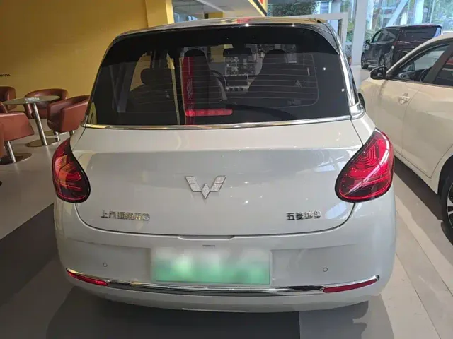 Wuling Bingo — Фото автомобиля 5