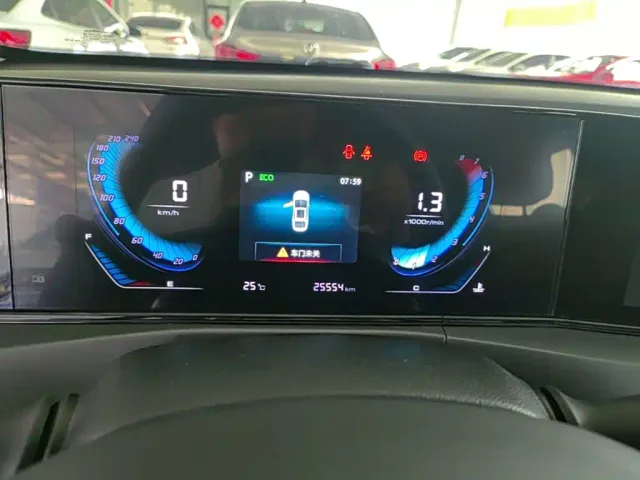 Changan Eado — Фото автомобиля 11