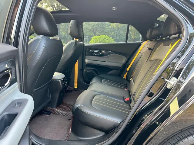 GAC Trumpchi Emkoo — Фото автомобиля 14
