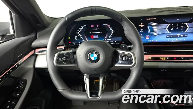 BMW 5-Series — Фото автомобиля 14