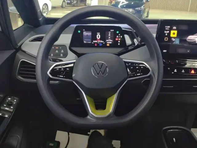 Volkswagen ID.3 — Фото автомобиля 10