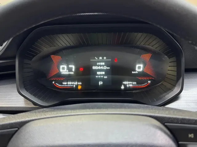 Wuling Asta — Фото автомобиля 18