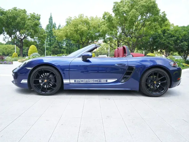 Porsche 718 — Фото автомобиля 3
