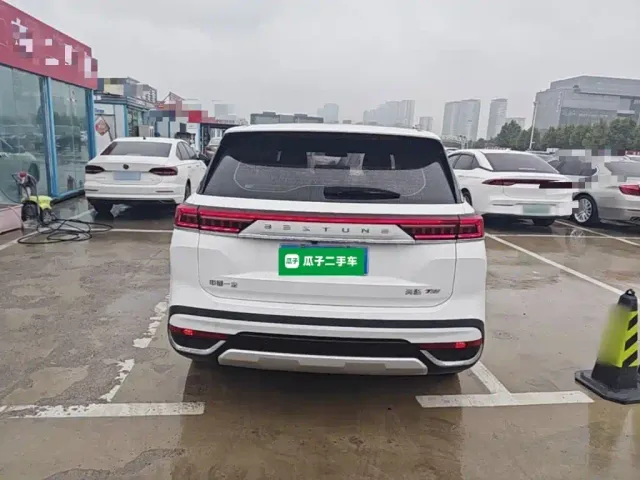 Besturn Bestune T99 2023 2.0T Automatic Premium (8AT) — Фото автомобиля 5