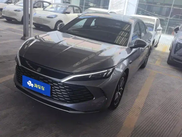 Фотография автомобиля — BYD Qin L