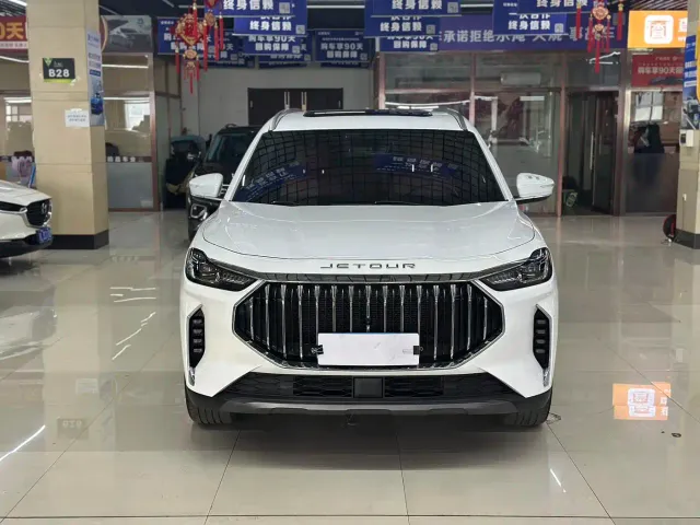 Jetour X70 Plus — Фото автомобиля 2