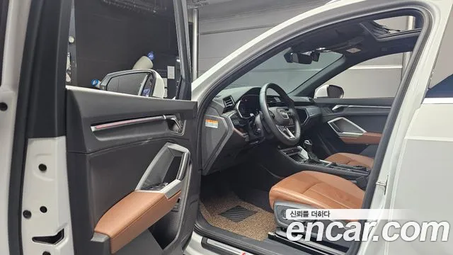 Audi Q3 35 TDI Premium — Фото автомобиля 9