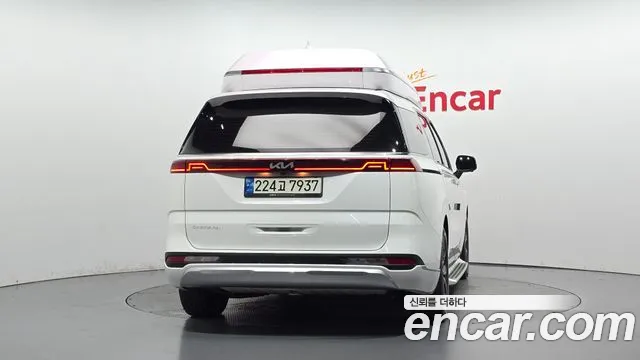 Kia Carnival 4th Gen — Фото автомобиля 4