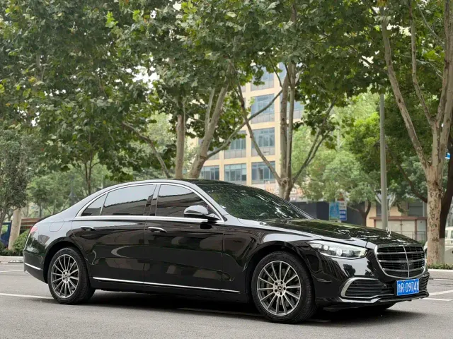Mercedes-Benz S-Class — Фото автомобиля 4