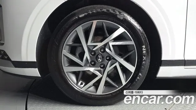 Hyundai Grandeur GN7 — Фото автомобиля 5
