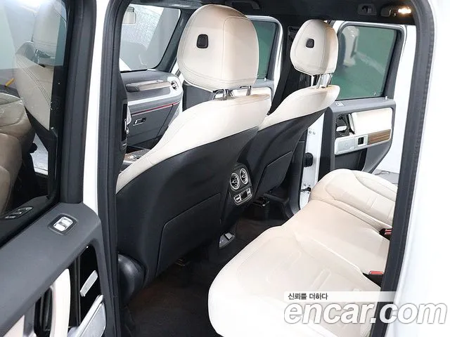 Mercedes-Benz G-Class — Фото автомобиля 16