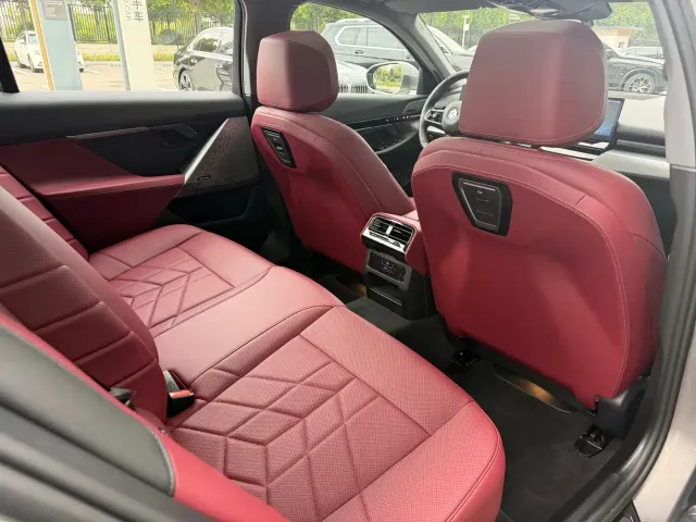 BMW 5 Series — Фото автомобиля 20